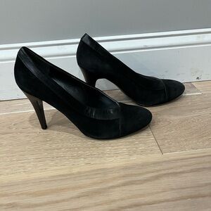 Black leather rim heels